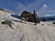 16 Attenzione qui neve dura e ghiacciata...